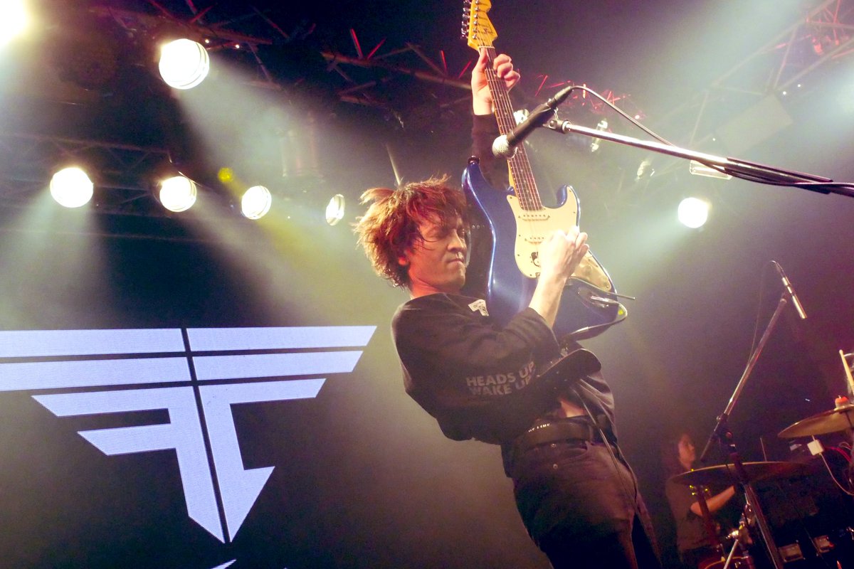 juonguitar's tweet image. THE& LIVE🪐🪐
at AKABANE ReNY alpha.
赤羽 ReNY alpha 6周年
FUZZY CONTROL 22周年
そして、THE& 1周年、おめでとう!!!
みんなに会えて嬉しかった。愛してるぜ。
清春さん
来てくれて、ありがとうございました。
アホみたいに嬉しかったです。
奥野くん
ありがとう!!
すっかり家族写真。笑…
