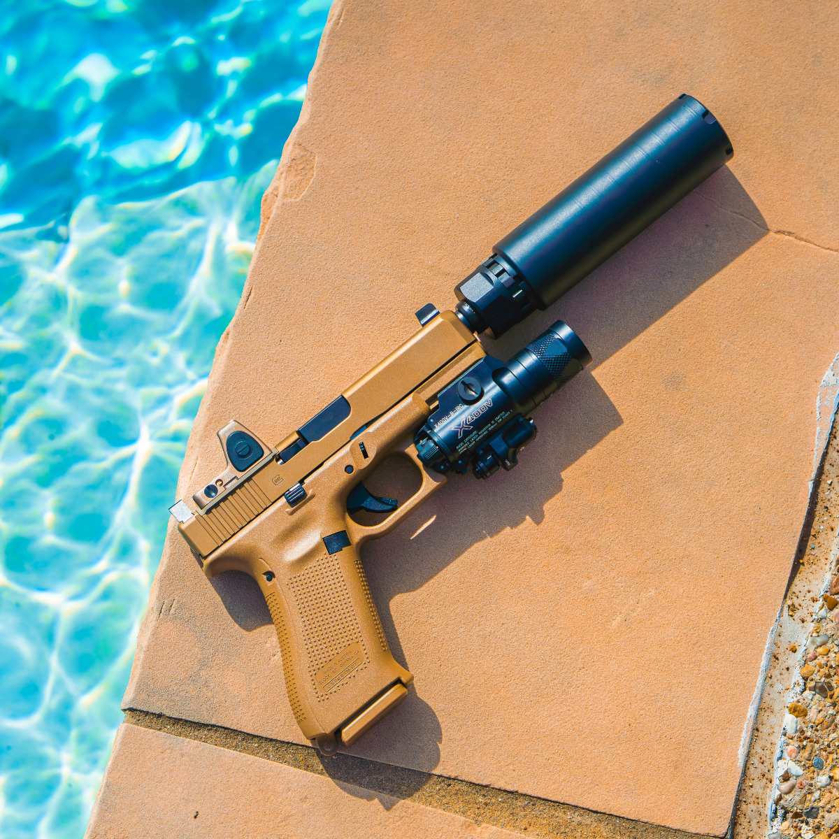 OPF-G RMR in Cerakote Burnt Bronze. If you have a 19X MOS, do it a favor.
.
.
.
#forwardcontrols #FCD