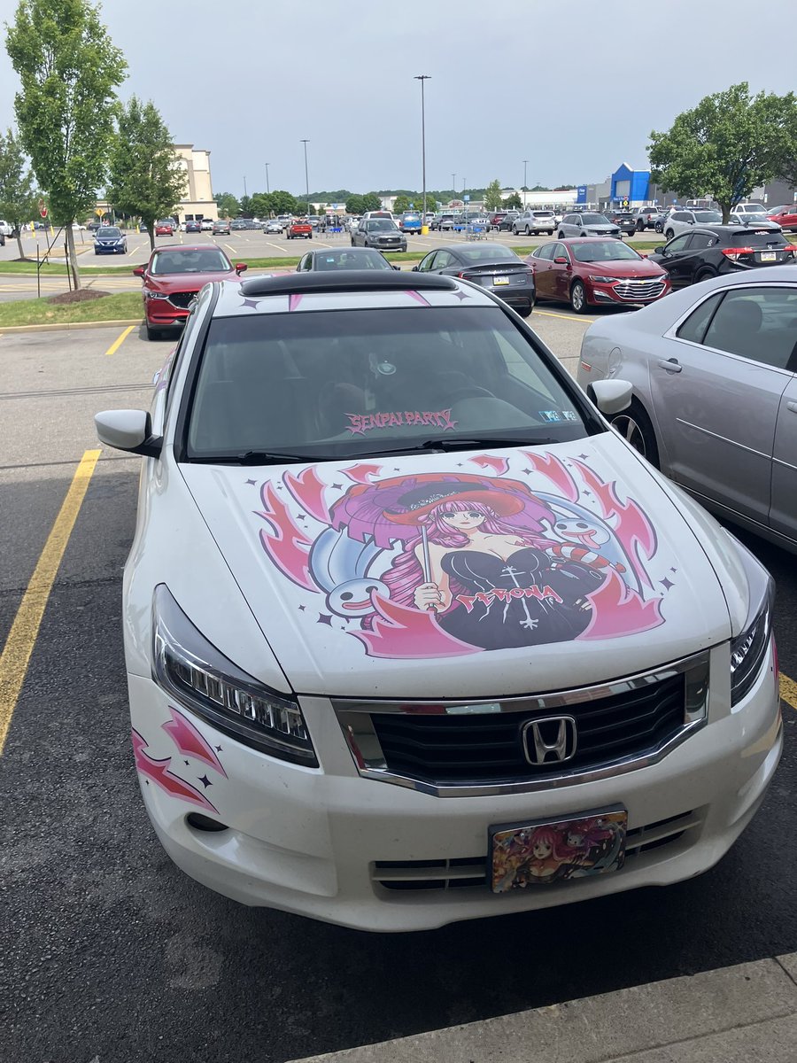 Millburry13's tweet photo. @kingnothi_g No look at this car I saw https://t.co/cH3PuEAlwd