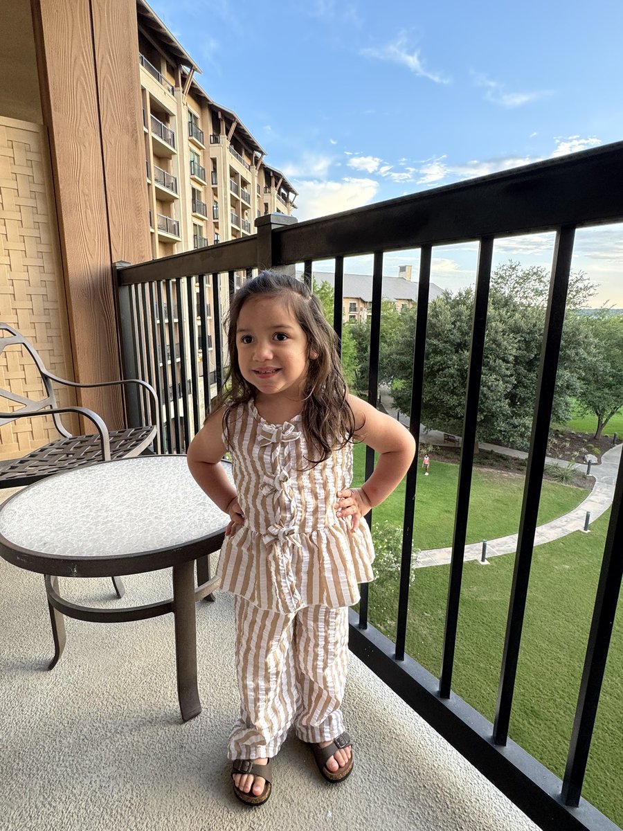 Emilio Meza tweet media