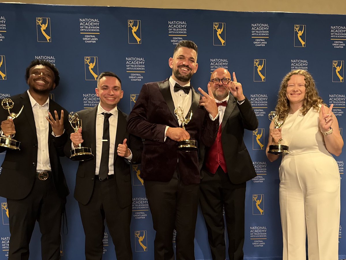 Cuban Center (@cubancenter) on Twitter photo Bringing home hardware!
Congratulations to <a href="/RyvalStudios/">Ryval Studios</a> & the CC Video team on TWO Emmy wins.
๐ New Era - Football Intro Video wins for Best Sports Promotion
๐ No Time To Be Wastinโ - Basketball Intro Video wins for Best Sports Open/Tease Bringing home hardware!
Congratulations to <a href="/RyvalStudios/">Ryval Studios</a> & the CC Video team on TWO Emmy wins.
๐ New Era - Football Intro Video wins for Best Sports Promotion
๐ No Time To Be Wastinโ - Basketball Intro Video wins for Best Sports Open/Tease