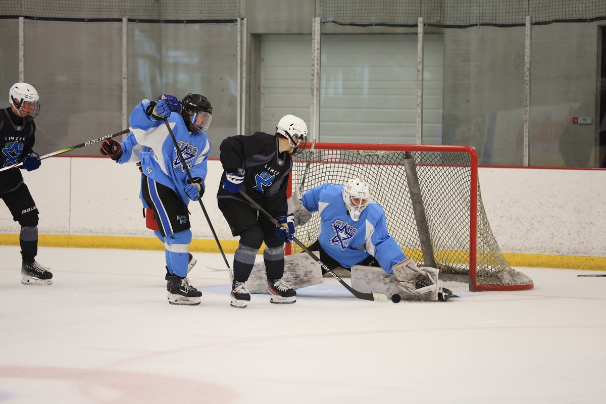 LincolnStars's tweet photo. Top Prospects 📸 https://t.co/3cGBENN8B4
