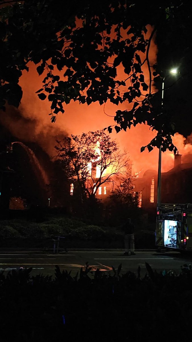 Hermione's Edge Wear tweet media