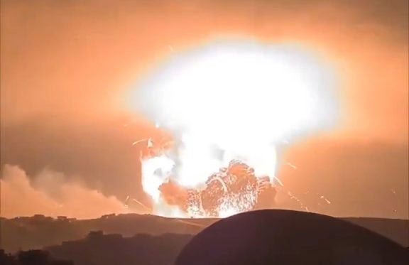 BiffDiddle's tweet photo. Haiku for Victory:

Big, beautiful bombs.
FYI, the boot inside 
your ass belongs to us. https://t.co/cIfQLROKj0