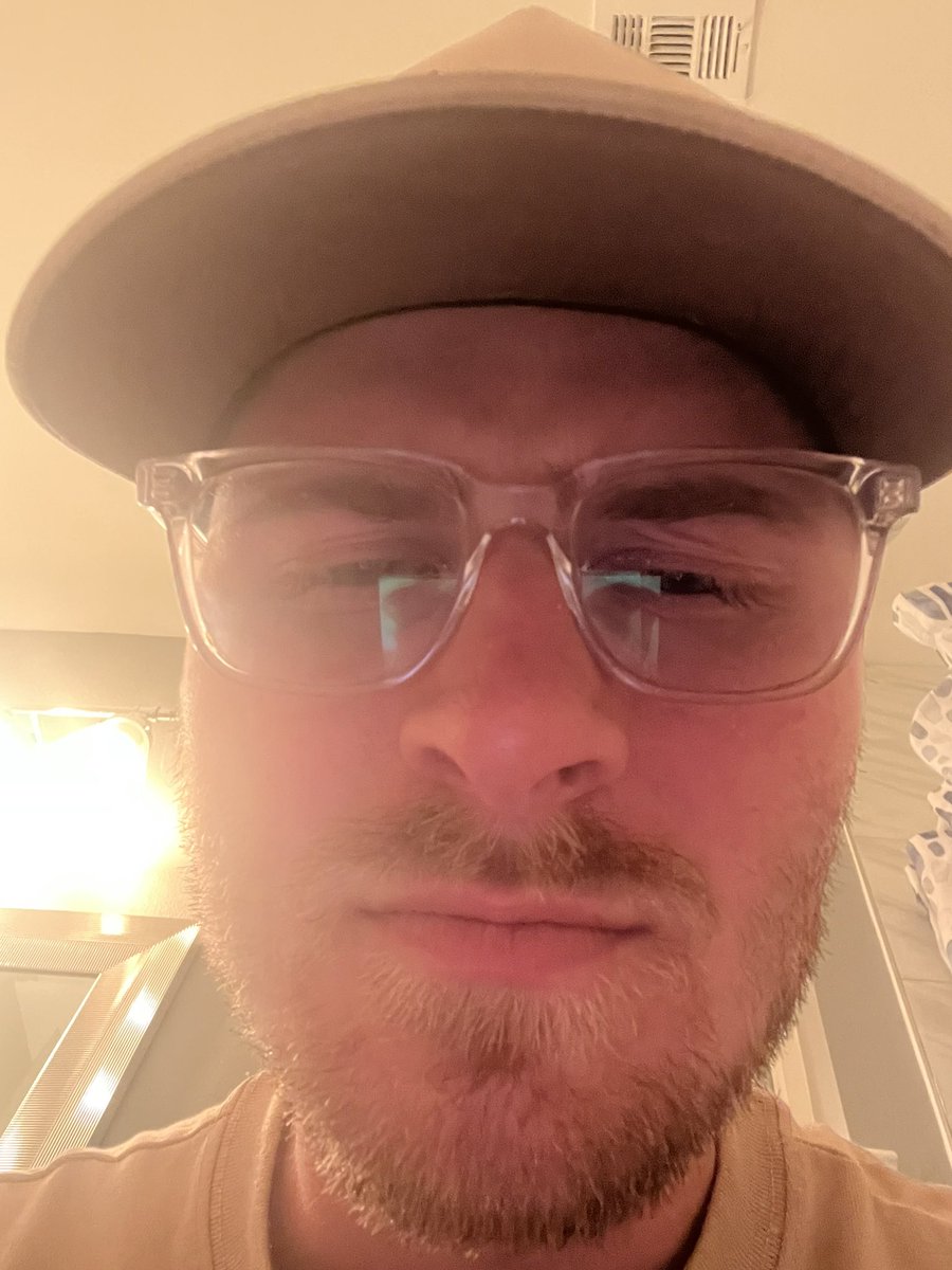 we live with the <a href="/ReignAboveGG/">Reign Above</a> crew on cod ! 

🔗 kick.com/ryloplays

come say hi! 👋