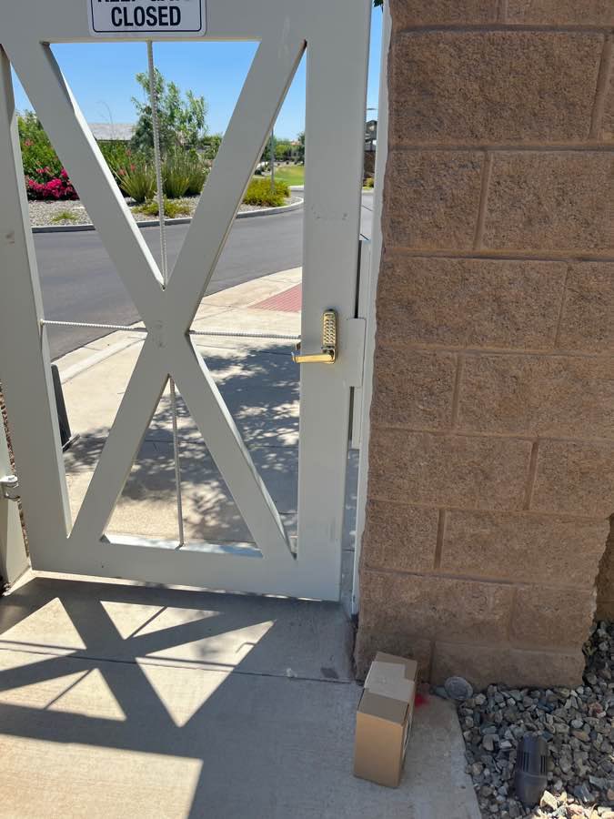 aggi3s's tweet photo. @DoorDash This is where your driver left my package from Bestbuy worth $450! How is this allowed? Outside a community gate! Is this a joke? https://t.co/DAyLkvJfEB