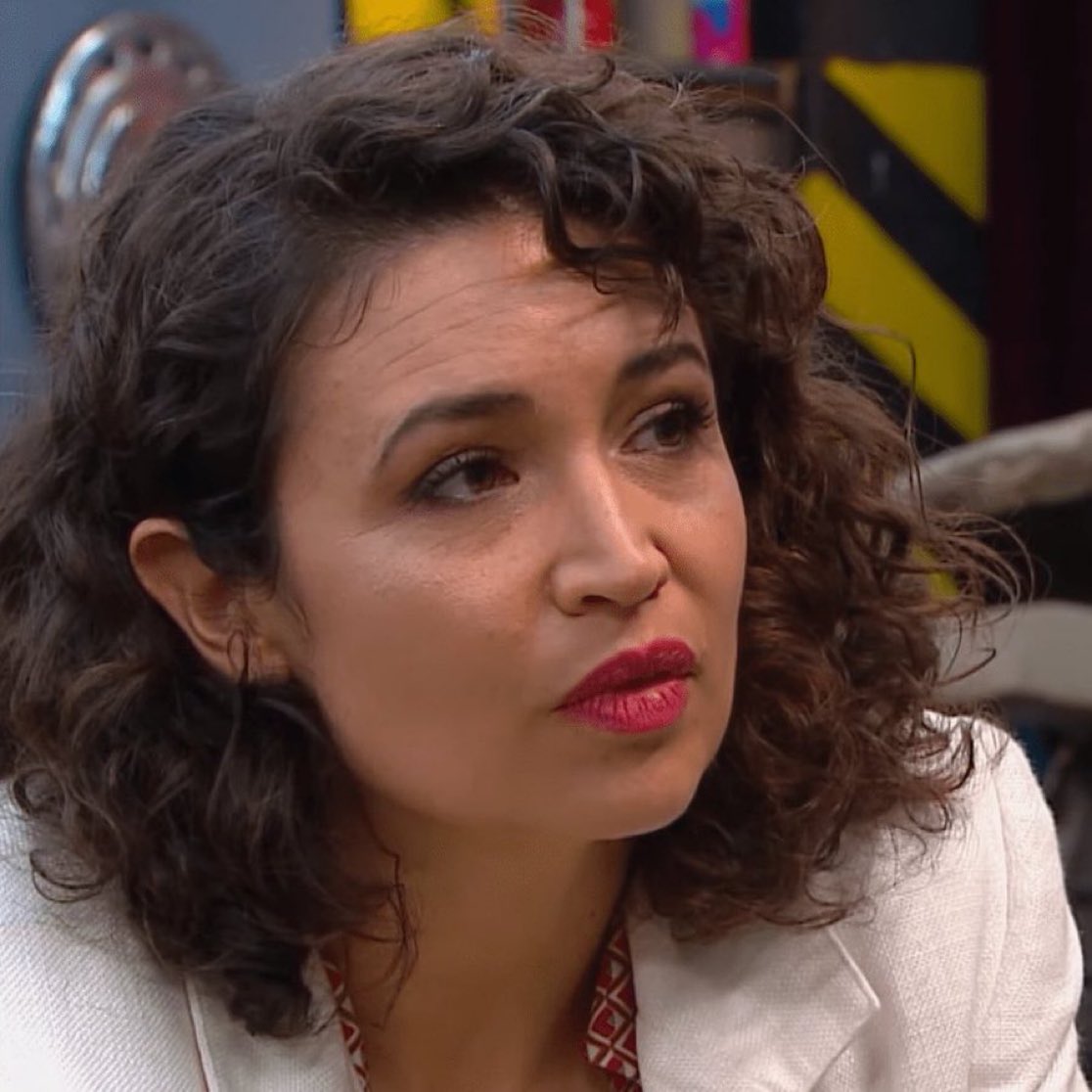 DEL 1 AL 10, ¿QUÉ PUNTAJE LE DAS A JULIA MENGOLINI COMO PERIODISTA? 🤔🤔