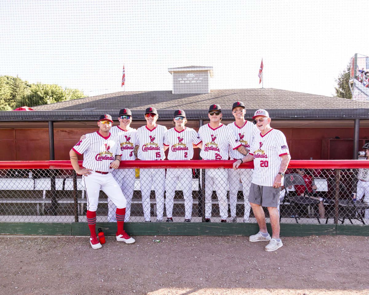 StJoeMustangs (@thesjmustangs) on Twitter photo The Mustangs storm back and TIE the game with a two-run single from <a href="/brayden_luikart/">Brayden Luikart</a>
⬇️4th
Score: Mustangs 6, Renegades 6
#GoMustangs The Mustangs storm back and TIE the game with a two-run single from <a href="/brayden_luikart/">Brayden Luikart</a>
⬇️4th
Score: Mustangs 6, Renegades 6
#GoMustangs