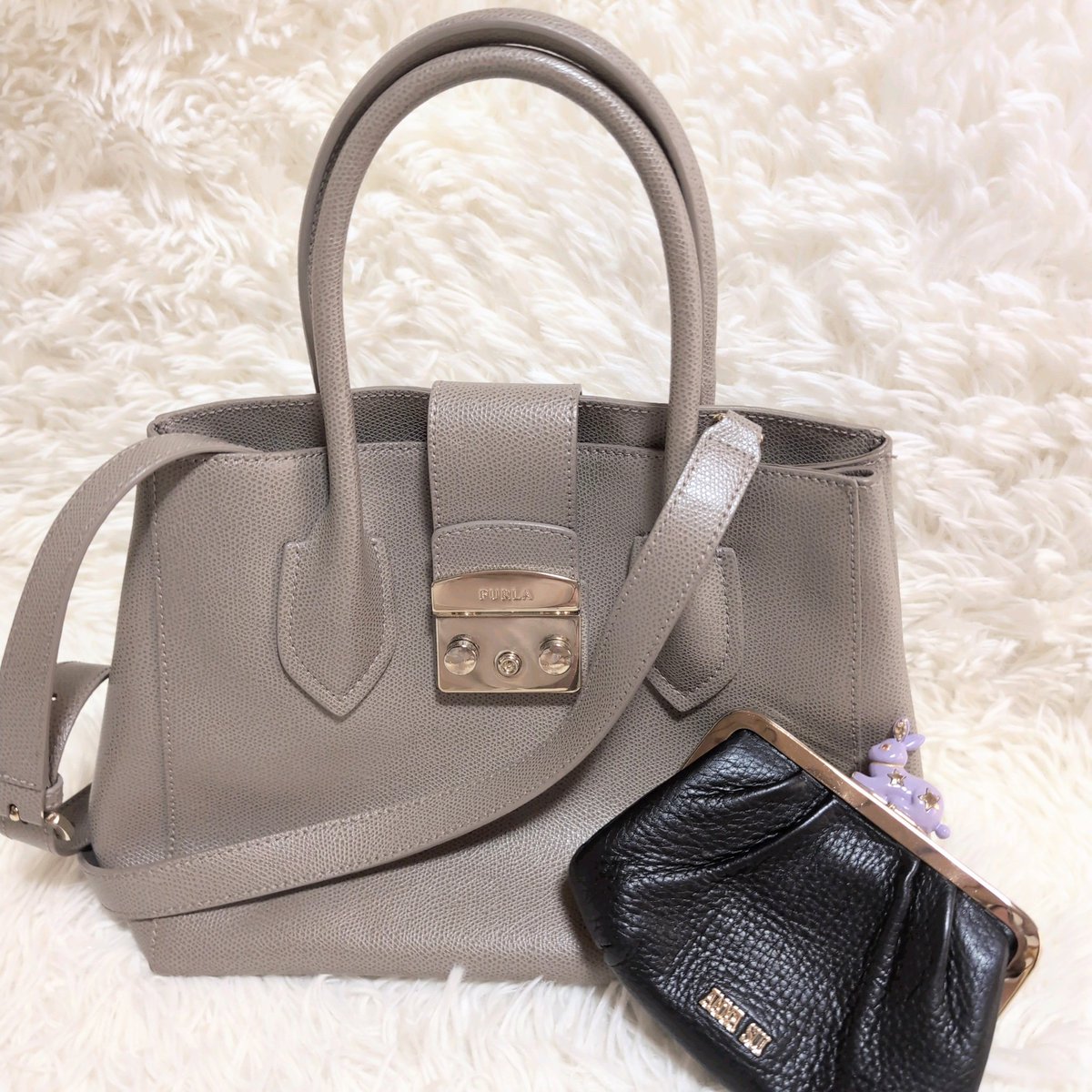 本日、1000円せどりのステキな景品が届きました🥰トウマ校長ありがとうございました✨️
#1000円せどり魔法の秘伝書
#1000円せどり0期生
#アパリセ