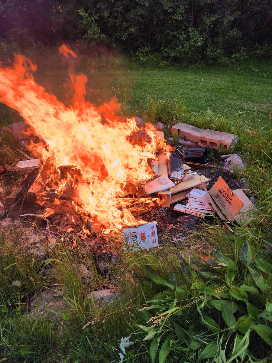 Is this what <a href="/garyvee/">Gary Vaynerchuk</a> ment by Book burning? 

<a href="/veefriends/">VeeFriends</a> is a scam.