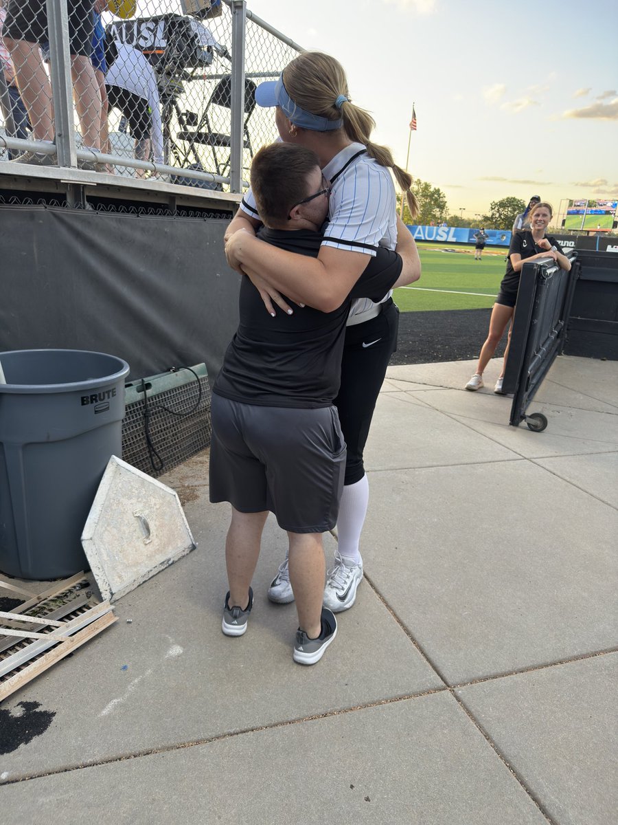 Shelly Peper Legg tweet media