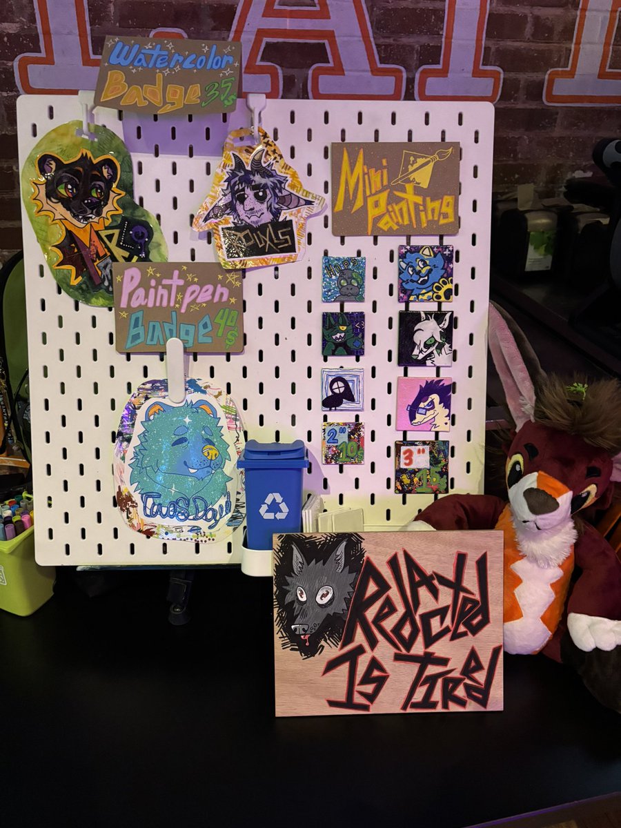 Just vended for the first time in person <a href="/dcfurmeet/">DC Fur Meet (DCFM)</a> . 

Thanks again to the organizers and Staff at Pitchers! And thanks to anyone who came and checked out my tiny board of stuff. 

I’m excited to now work through my queue of new projects and commissions from this event!