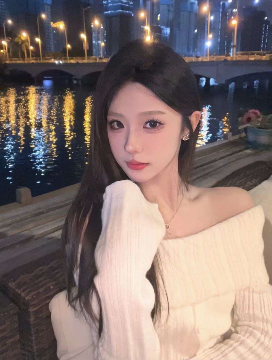 IStayter61335's tweet photo. 你想让我是谁？👩‍⚕️👩‍🏫👸
制服角色扮演+氛围引导+灵魂交流🫦
📍上海•只接心动客户•不聊闲人
🧴🛏️🧘‍♀️💋🎀🕯️上海抓龙筋 上海98 上海丝足 上海95 上海校服 上海楼凤
👠🧠🧸💘🍷🛁🍓🎧💅✨ https://t.co/dUD7l6Y9p4