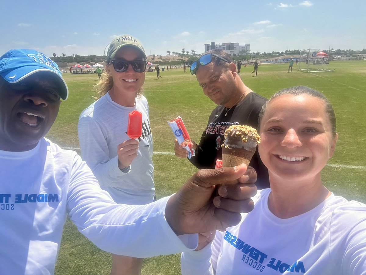 Hannah Hoefs tweet media