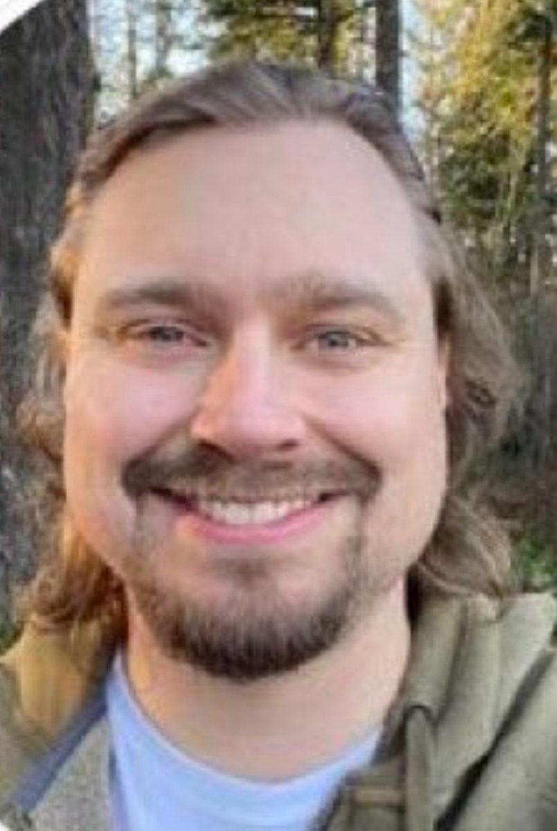 John Holland “Biff Thundermuffin” amazing work <a href="/HWOnYourCase/">Not Hailey Walbrecht</a> 👏 👏