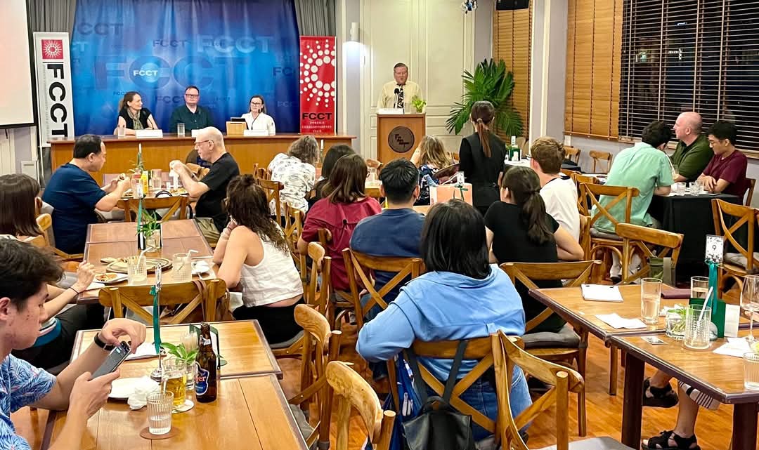 Moderating a panel about urban refugees in Bangkok and other cities in Thailand -- at the <a href="/FCCThai/">FCCThai</a> on World Refugee Day, 20 June.