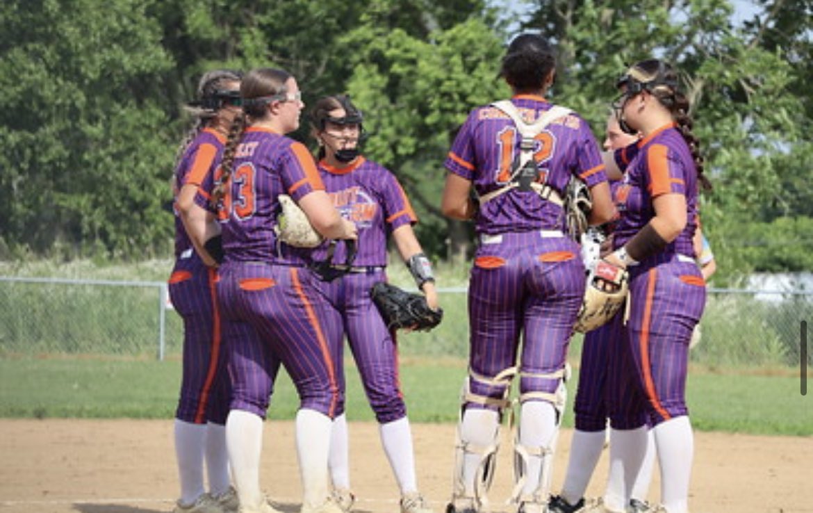 Jayni33's tweet photo. Pictures from today at Rowe Sports Complex #softball #pitcher #explore https://t.co/vWVbOdASet