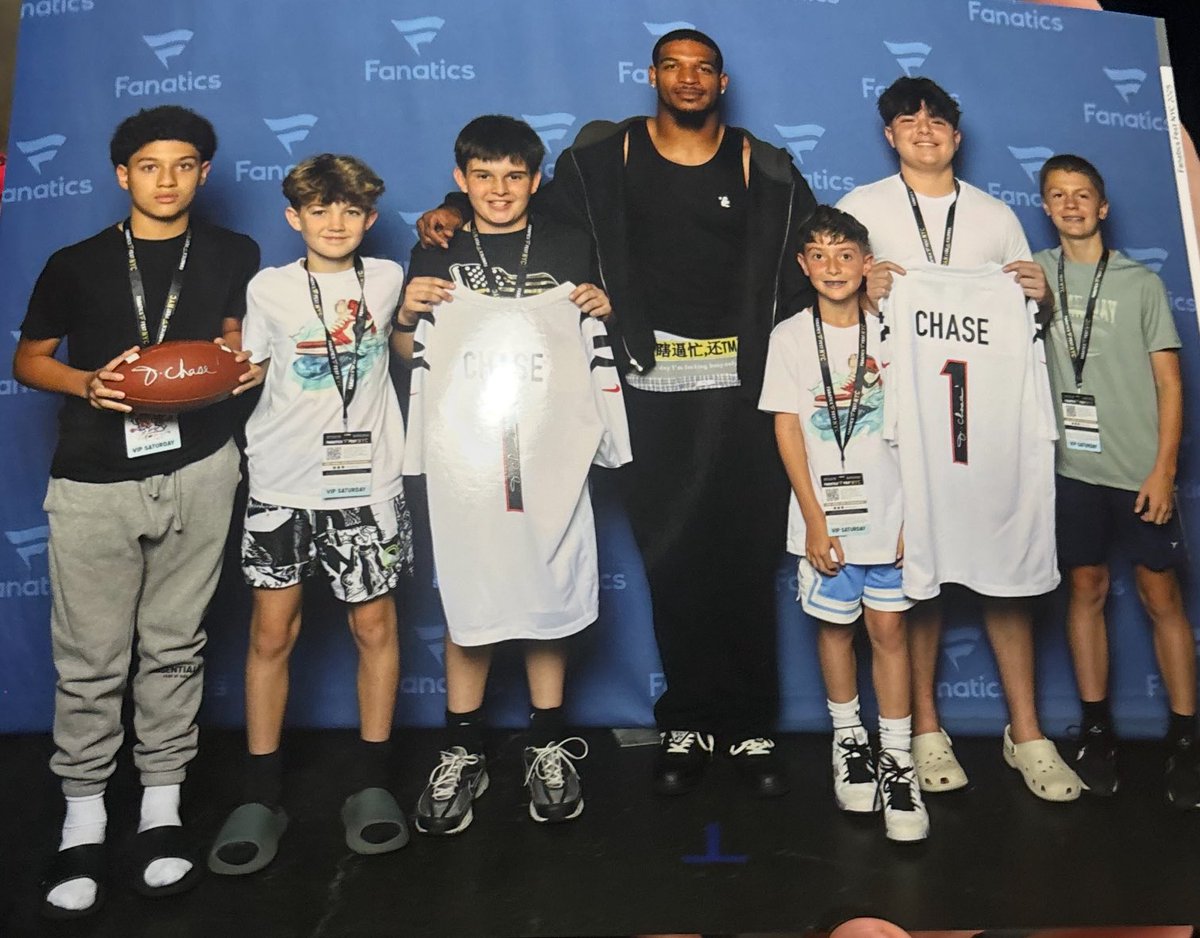 Michael Russo (@russo19michael) on Twitter photo Thank you <a href="/Real10jayy__/">Ja’MarrChase</a> for signing my QB Ball and taking a picture with all of us <a href="/NFL/">NFL</a> <a href="/Bengals/">Cincinnati Bengals</a> <a href="/espn/">ESPN</a> <a href="/QBHitList/">QBHitList.com</a> <a href="/Rivals/">Rivals</a> <a href="/On3sports/">On3</a> Thank you <a href="/Real10jayy__/">Ja’MarrChase</a> for signing my QB Ball and taking a picture with all of us <a href="/NFL/">NFL</a> <a href="/Bengals/">Cincinnati Bengals</a> <a href="/espn/">ESPN</a> <a href="/QBHitList/">QBHitList.com</a> <a href="/Rivals/">Rivals</a> <a href="/On3sports/">On3</a>