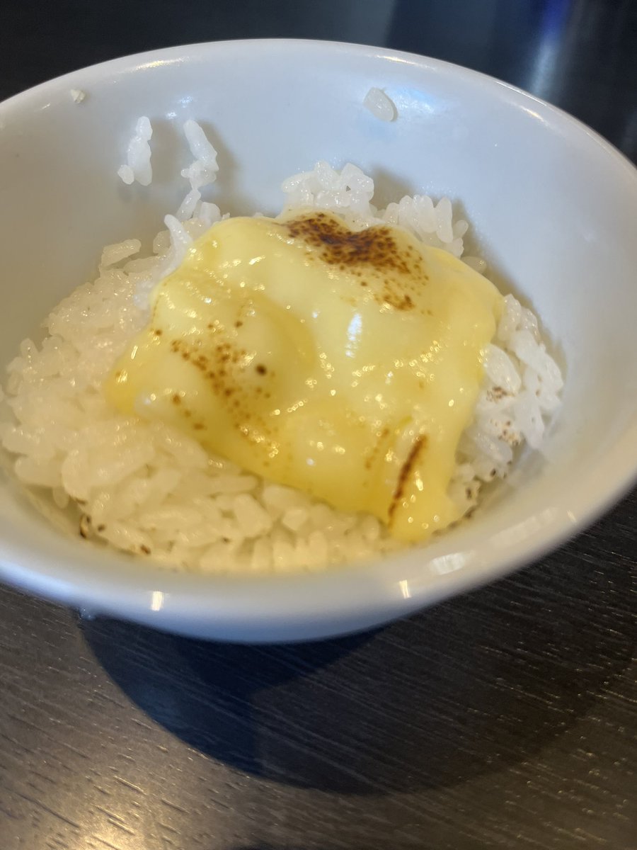 girogiro30fun's tweet photo. アンタイヌードルズさん
冷やしとうもろこしのポタージュｓｏｂａ
チーズご飯

激暑な日に激アツな限定を🌽🍜

眠気たっぷりの日曜日に目が覚める一杯🍜
とうもろこしの旨味凝縮な冷たいスープに冷たい中太麺が絡んでめちゃくちゃ美味😋
ズッキーニやとうもろこしなどTPも盤石！

ゴチそうさまでした😆 https://t.co/eB4IQarirc