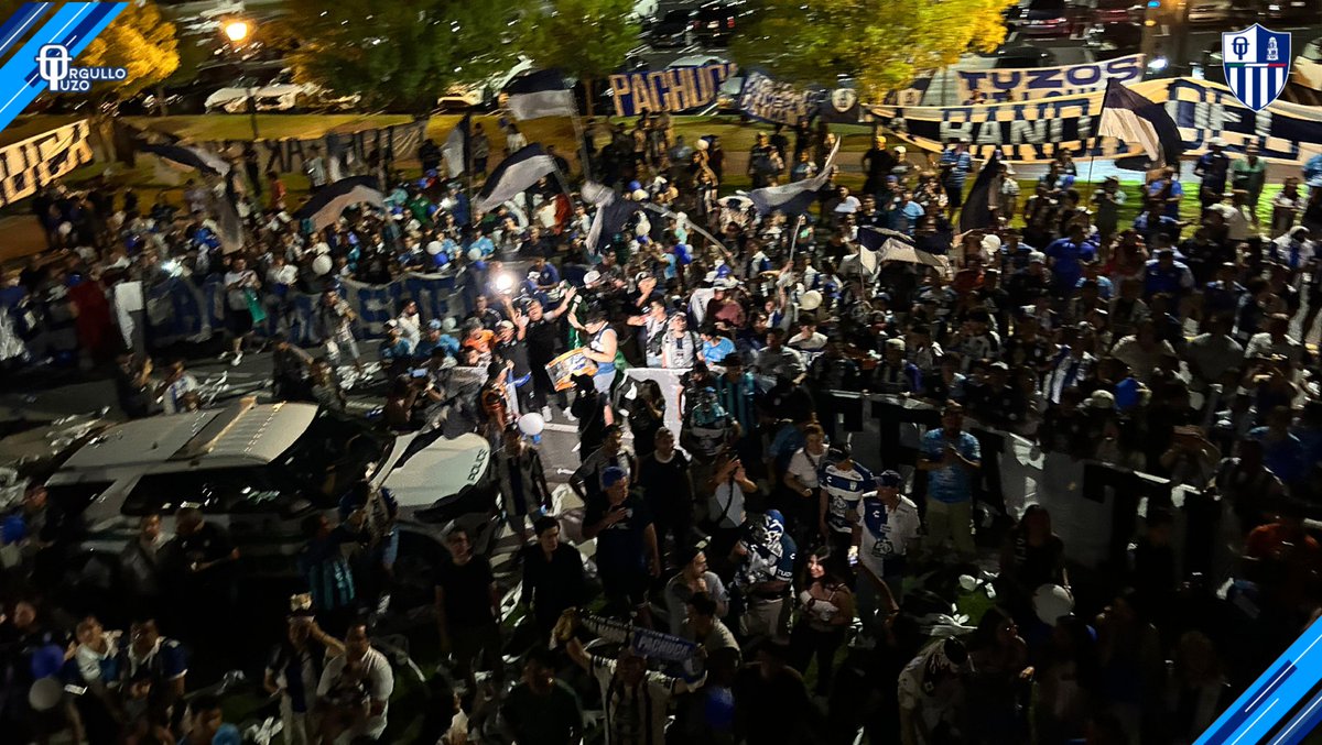 Orgullo_Tuzo's tweet photo. ⚪🔵 En las buenas, en las malas y en las peores, siempre contigo @Tuzos 🫶🏽

#OrgulloTuzo💙 https://t.co/yRgSh0FP62