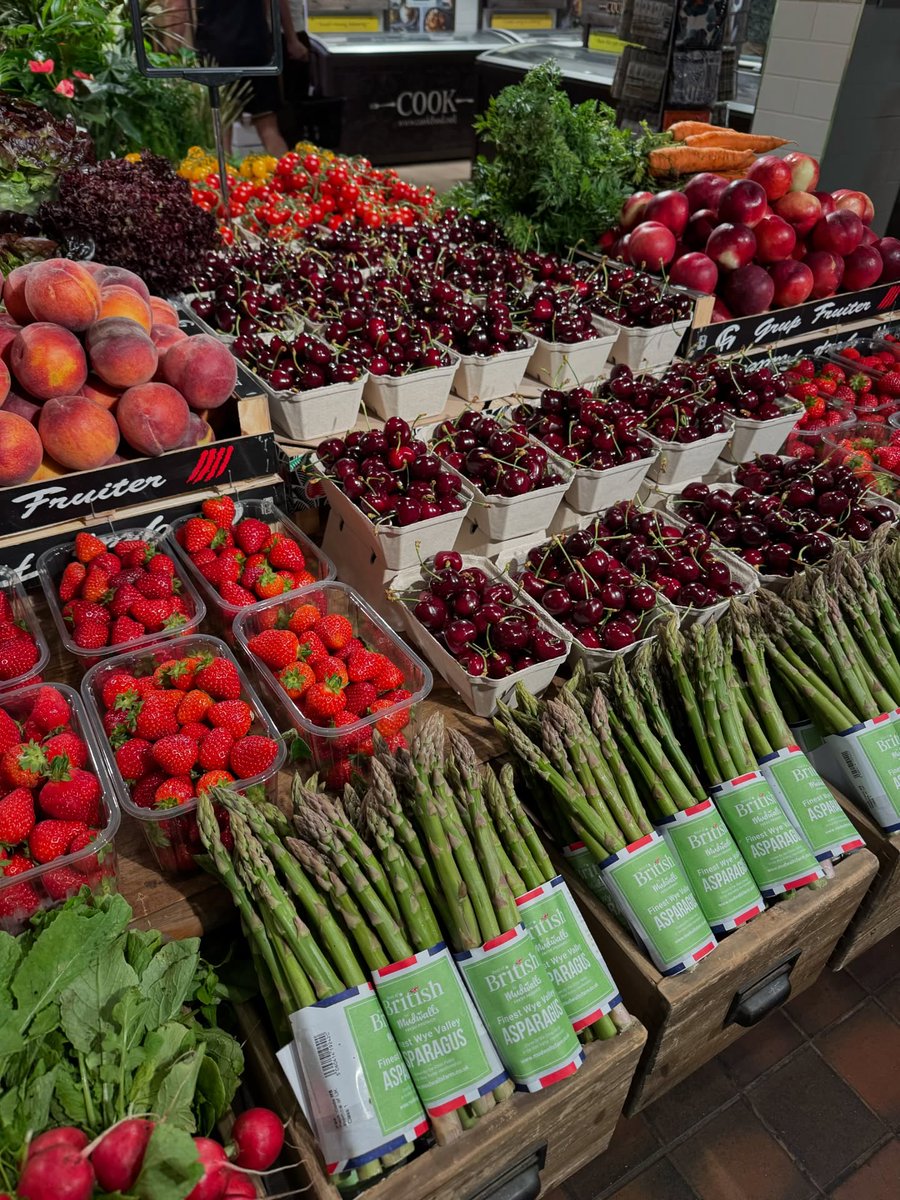 Farm fresh and packed full of flavour.
Taste the season at The Hollies Farm Shop ! 🙌
#FarmFreshFinds #TheHollies #Cheshire #SeasonalProduce tastecheshire.com/local-producer…