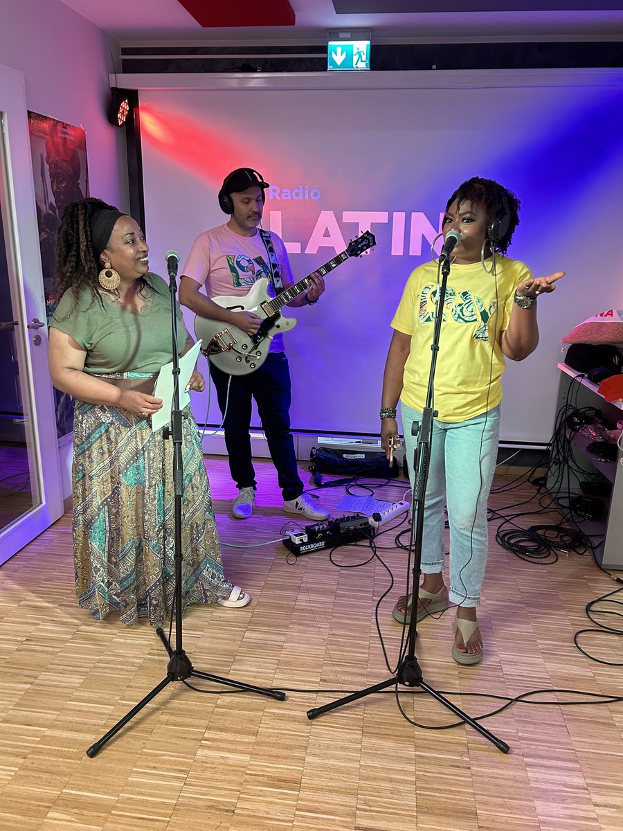 HembadoonMusic's tweet image. Thank you @radiolatinalux 🙏🏾🙌🏽🎶
#Hembadoon #Lady #acoustic