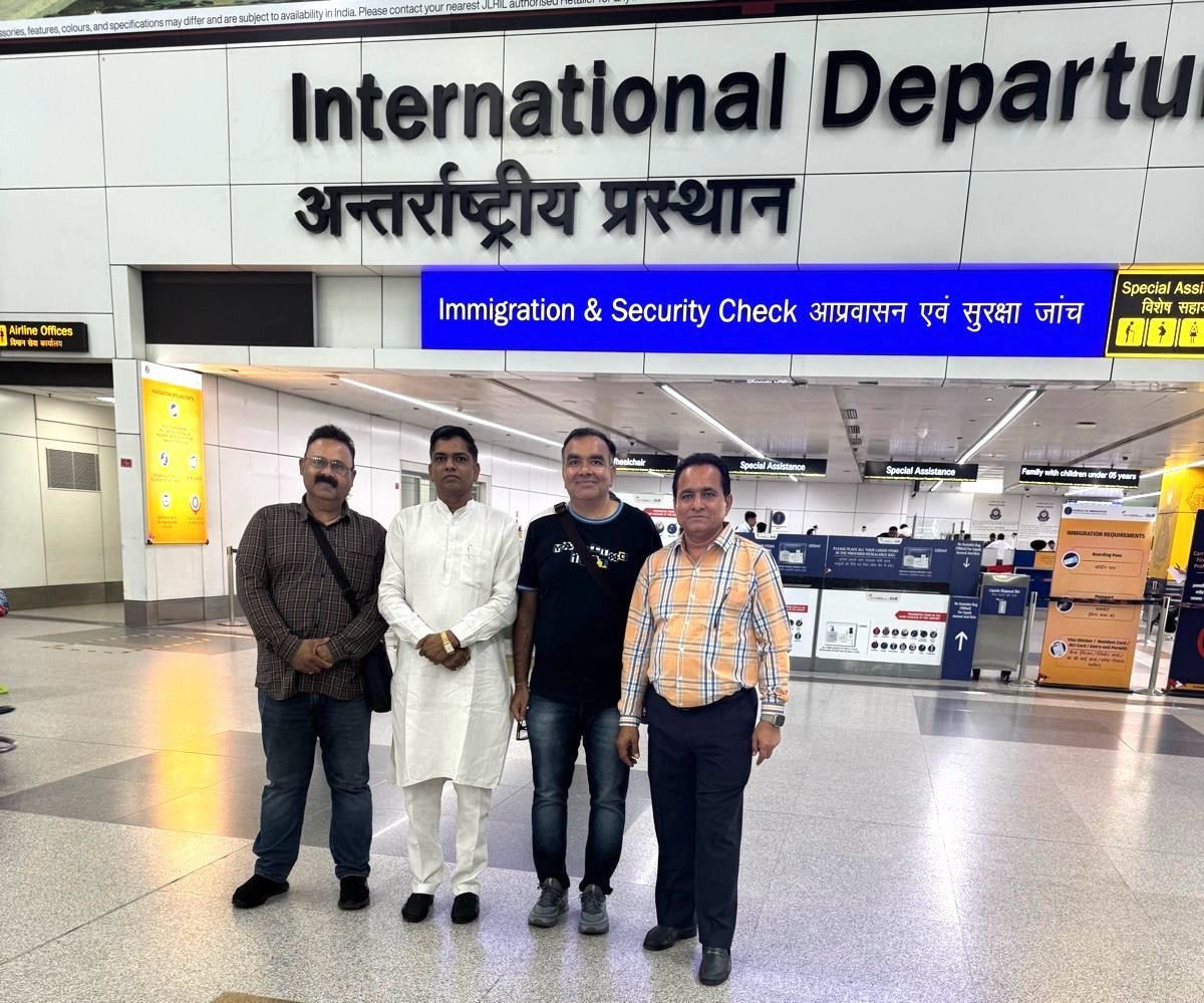 भारत पहली बार स्टोन इंडस्ट्री प्रदर्शनी 2025 (रूस) में भागीदारी हेतु भेजेगा उच्चस्तरीय प्रतिनिधिमंडल।

मॉस्को स्थित क्रोकस एक्सपो सेंटर में 24 से 26 जून 2025 तक आयोजित होने जा रही स्टोन इंडस्ट्री 2025 प्रदर्शनी में भारत पहली बार संगठित रूप से भाग ले रहा है। यह आयोजन प्राकृतिक