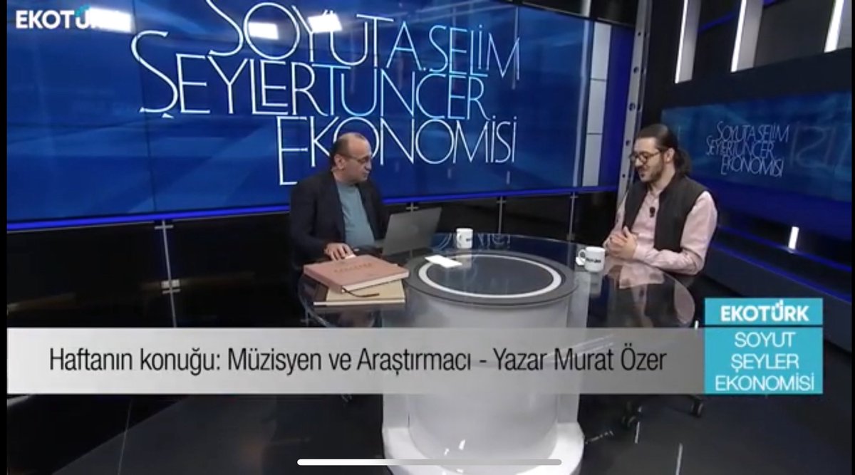 Cemiyetimizin Reklamcı fikirlerin abisi Selim Tuncer’i kaybettik. 
Çök üzgünüm… 

“hayatını kaliteye adamak” nedir diye tarif etseler onu gösterirdim. 

Rabbim rahmetler ihsân eylesin