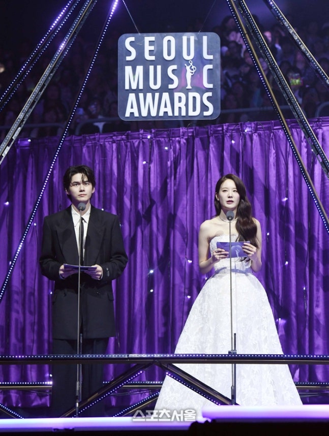 Yeni_Puu's tweet photo. Ditunggu project duetnya ya guys
#ongseongwu #옹성우 #JangGyuri #장규리 #idolactor https://t.co/NRUZhts6Gt