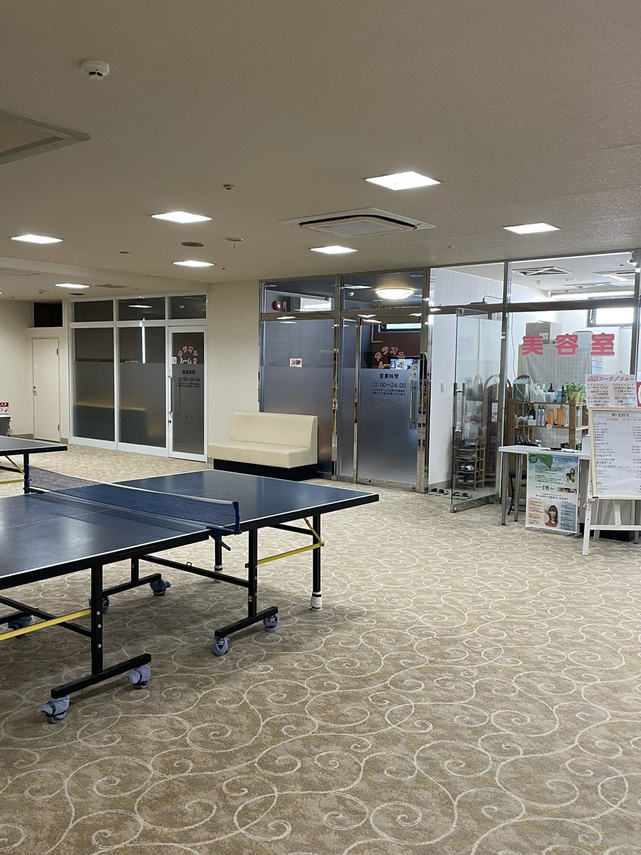 sauna_XYZ1028's tweet image. #足利健康ランド
9月閉館の施設に別れを告げに…🥺
AKCといいココといい、サウナ界のラッコは絶滅危惧種🦦💦
別府温泉、漢方薬湯、強めの電気風呂に浴室プール♨️🏊
広い施設に仮眠室、サ飯もみんな好きでした🥲
さらば足利健康ランド👋
サ飯はカルビクッパセット
カルビクッパでけぇ💦