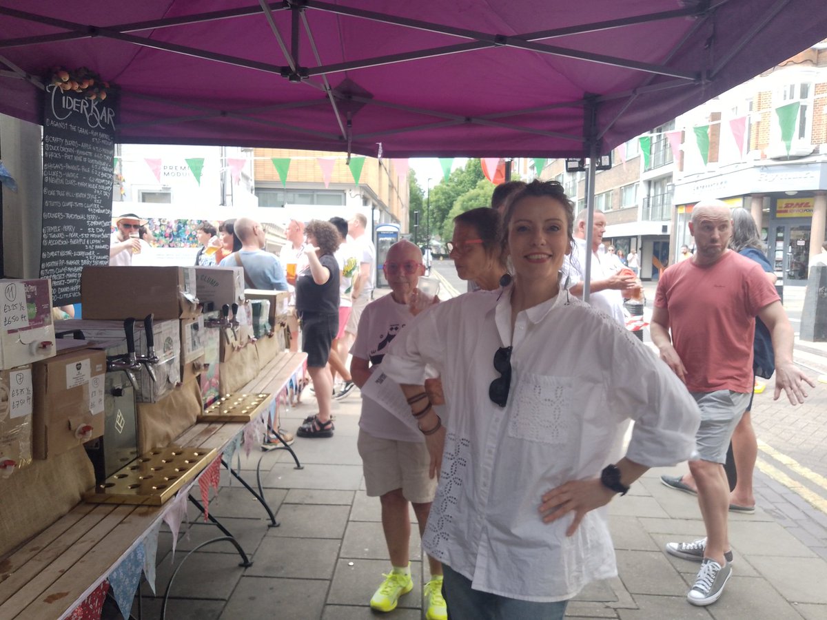 ChristineCryne's tweet image. Great fun conducting the cider and cheese tasting at #Perseverance as part of the Lamb Conduit Street Summer Celebration. @HecksCider Port Wine of Glastonbury with #Davidstow Vintage Cheddar was the combination liked the most. Very traditional.