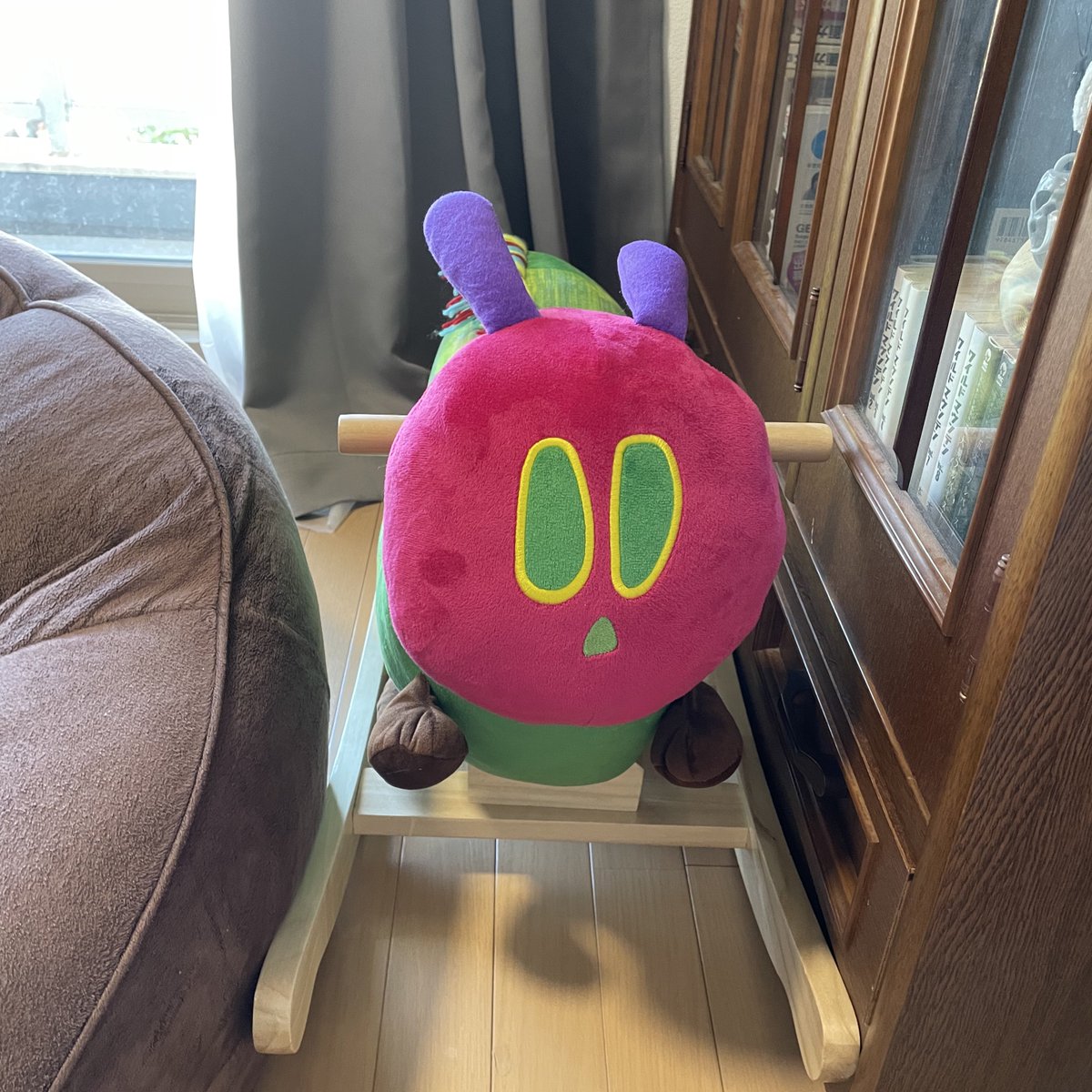 riasu0v0's tweet photo. This HUGE caterpillar from Ami san is part of the family. Today we did a 100 days celebration! And this gal was there to celebrate with us. https://t.co/gBi61NBg3H