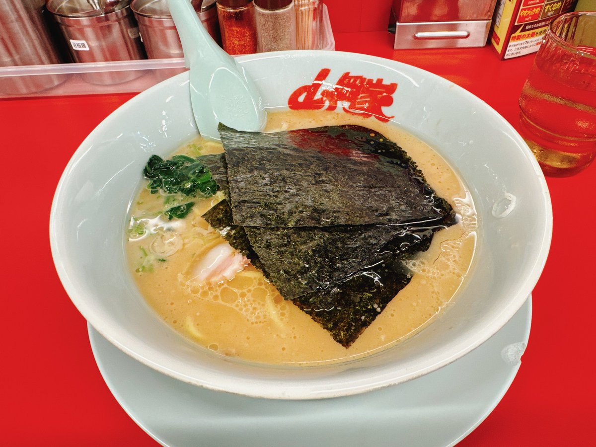 mrp_syk's tweet photo. レッドベアで散々明日は松島行くー！！て言うてたのに起きたら目痛くてコンタクト無理でメガネしよおもたらメガネ忘れててオワタ
メガネケースはあるのに…くぅ…
何も見えないから仙台飯だけ食べて帰るず😗

昨日食べたたんや善治郎、山岡家
今日のお昼の牛たん東山の牛たん定食
たん美味しすぎる https://t.co/eVNaYjTZKC