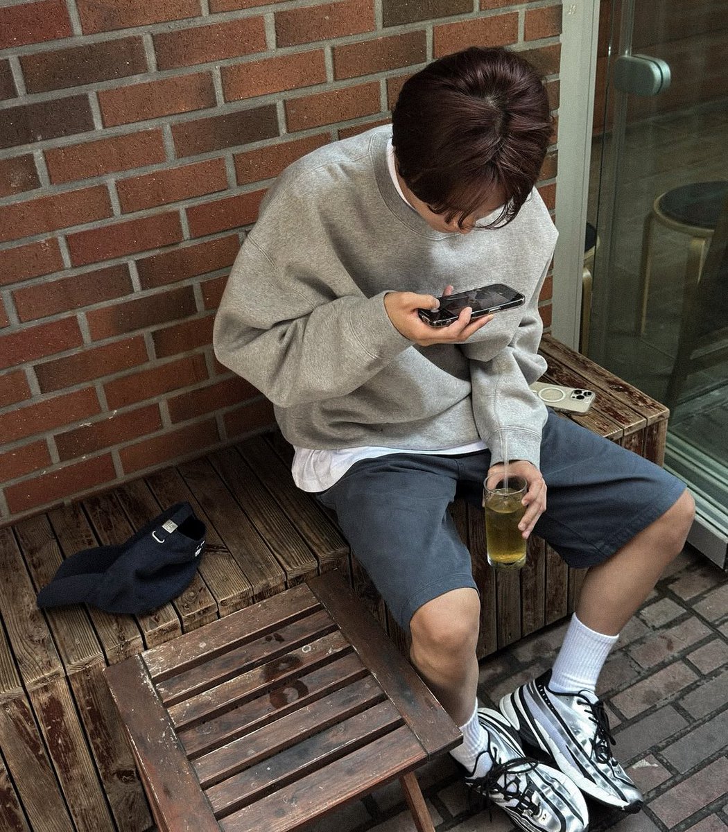 까우 lll tweet media