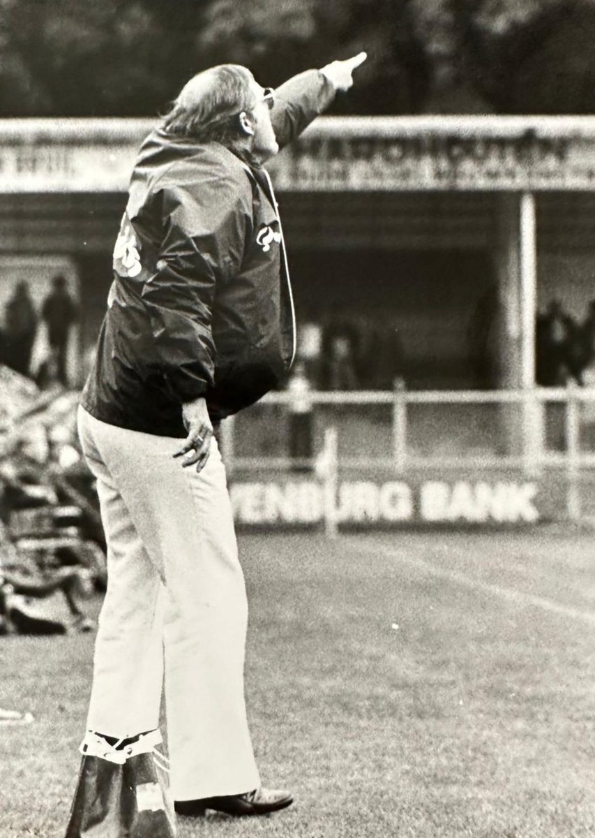 Het is de geboortedag van de zeer bevlogen oud De Graafschap trainer, Sándor Popovics. 

22-06-1939  -  01-07-2019 

#OldiesDTC
