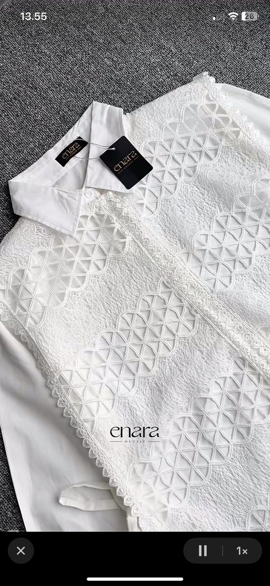 Ichalichul's tweet photo. Tp baju putih tuh emang sebaguss itulooo. Simple but elegant 🥹 https://t.co/3PUqXAO5Js