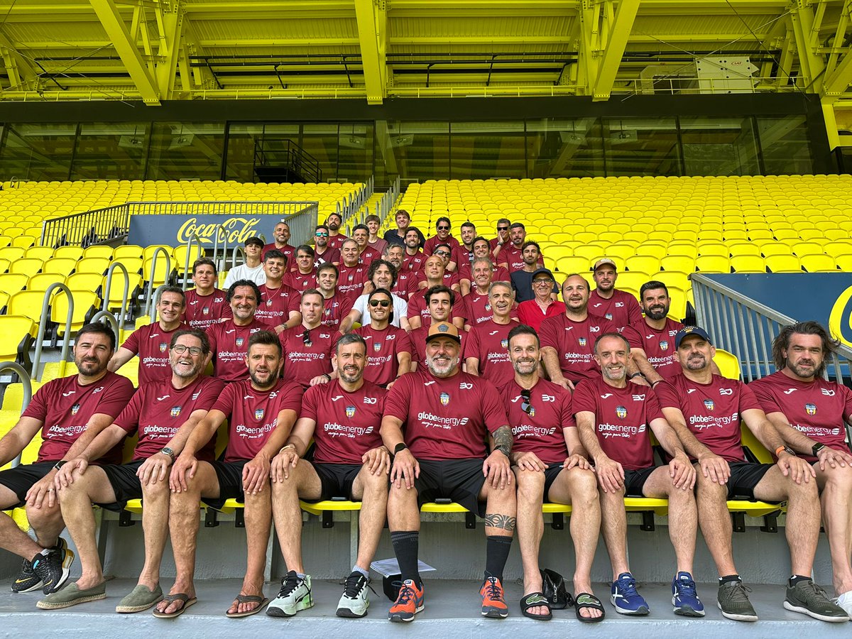 Edu_Serna21's tweet photo. Bonita experiencia con la familia del Icav ⚽⚖️🫶🏻 https://t.co/SWQtlEwsHs