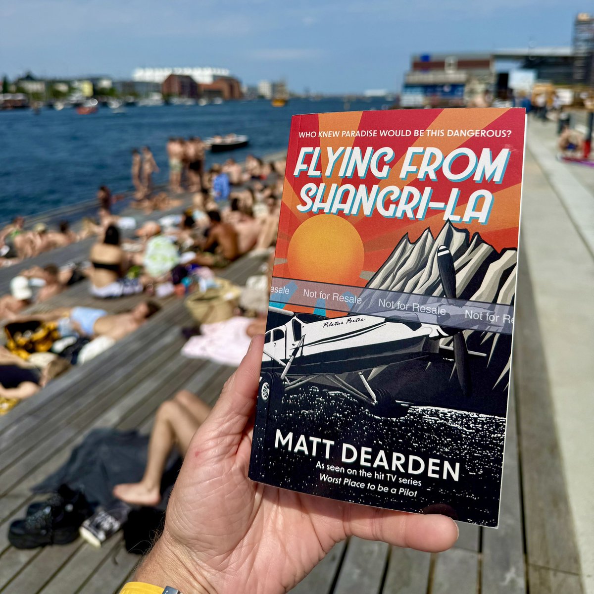 🔥Looking for this summers hottest read? 🌴✈️ Flying from Shangri-La is out now on paperback! To celebrate, I’m giving away a signed hardback to the first five followers across either X, Insta or Facebook, to post a picture of their copy of the paperback and tag me in it 🤙🏻