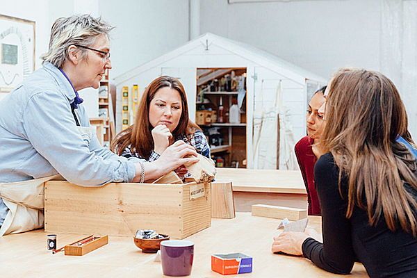 goodlifecentre's tweet image. Turn a block of wood into a bowl or pen on the lathe, mastering tool control and finishing methods in our Intro to Woodturning. Fancy giving it a go? Book here: thegoodlifecentre.co.uk/diy-workshops-…

#Woodturning #HandSkills #LondonLearning #CreativeMakers #TheGoodlifeCentreUK