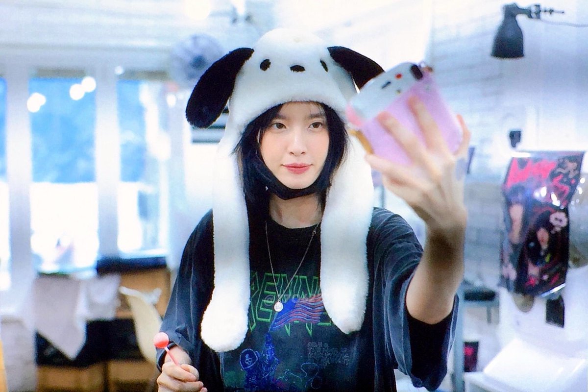 250621 🐶

#프라우드먼 #모니카
<a href="/monikaaashin/">신정우</a>