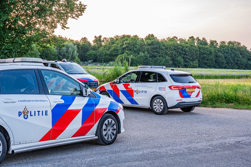 Illegale rave in Friesland afgerond door bezoekers te verwijderen