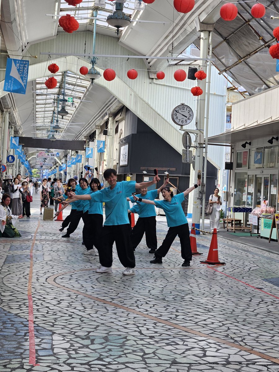 chanokuni_fes's tweet photo. サテライト会場すべてのタイムテーブルが終了しました✨
幅広い年代のたくさんの方に参加していただきとても盛り上がりました💃
たくさんのご声援ありがとうございました❗
メインステージではまだまだ続きます😆
引き続きよろしくお願いします🔥
#翔舞
#良さ来い茶ノ国祭り
#茶ノ国祭り https://t.co/GMX0k2Yqny