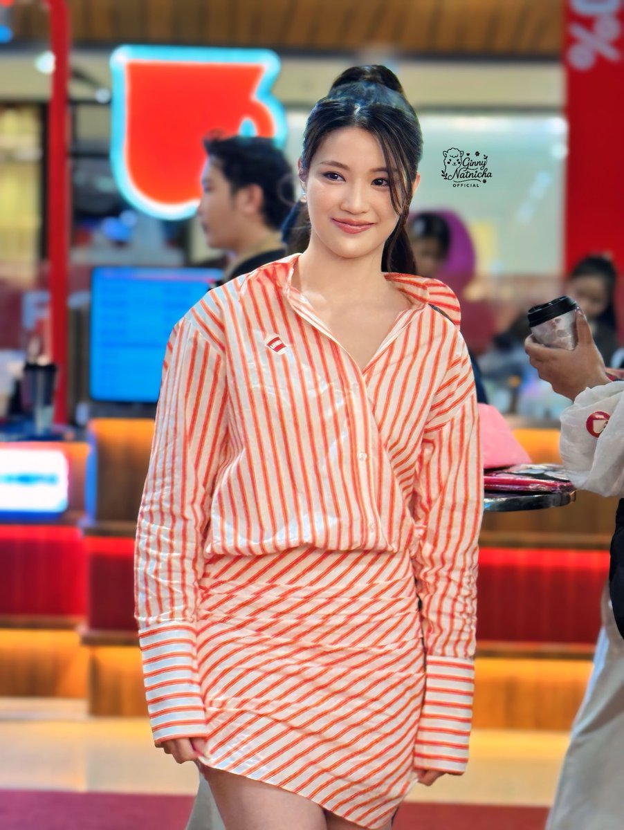 GinnyOfficialTH's tweet photo. Ginny ร่วมงาน UNO Coffee ☕️ 
[21.06.2025]  #UNO #unocoffee 

#ginnynatnicha #จินนี่ณัฐณิชา 
#พิษรัก #หมอเปรม #หมอเปรมสินี
#จินเจ #จินนี่เจน่า #เจน่า #GinJ #aangelinaass #จินนี่ #GinJay #Ginny #Jayna #เจน่าแองเจลิน่า #PoisonousLoveTheSeries
#20กันยานี้พิษรักจะเริ่มปล่อยพิษ https://t.co/gdFKWyXTbX