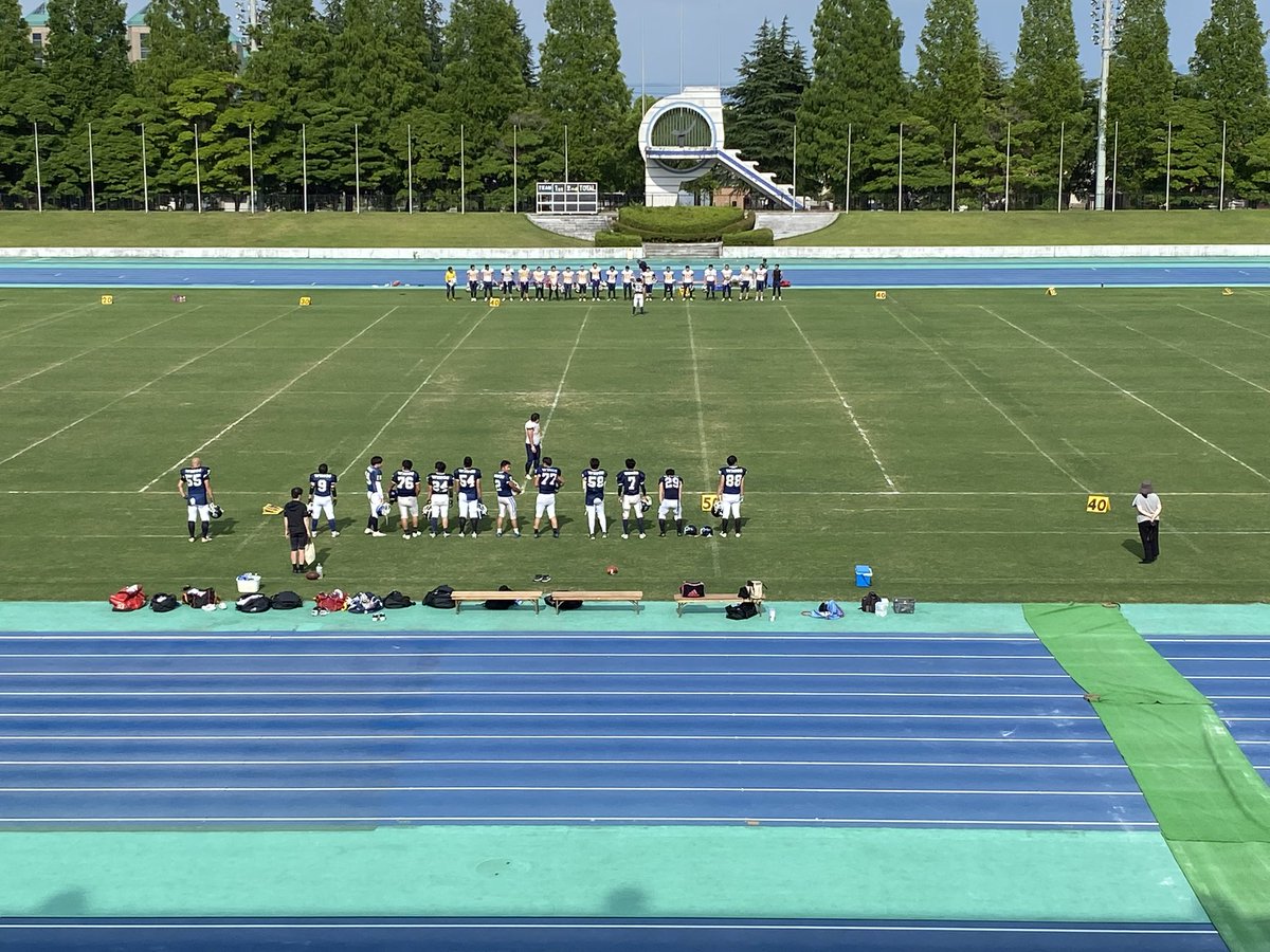 2025年6月22日皇子山陸上球技場
ウイングスvs福井スノースイーパーズ

　WI  FS
1Q 0 - 6
2Q 0 - 7
3Q 0 - 8
4Q 0 - 10
　  0 - 31

FSはパス成功率が高く、QBランをおり混ぜつつゴール前はランでこじ開けるオフェンスで圧倒。
WIはランは伸びるもののパスプロが破られ、パスプレーを封じられた。