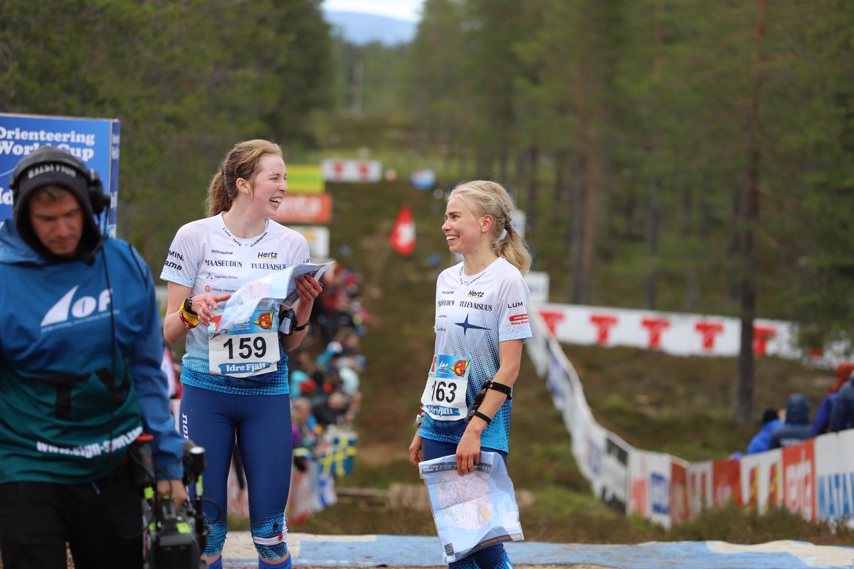 Suunnistuksen maailmancup Idressä päättyy viesteihin.

12.00 Naiset
14.05 Miehet

Tapahtumia voi seurata IOF-livepalveluiden kautta.

Maksullinen livelähetys
tv.orienteering.sport

Väliajat ja GPS-seuranta:
orienteering.sport/event/orientee…

Kuva: Svensk Orientering / Tilda Andersson