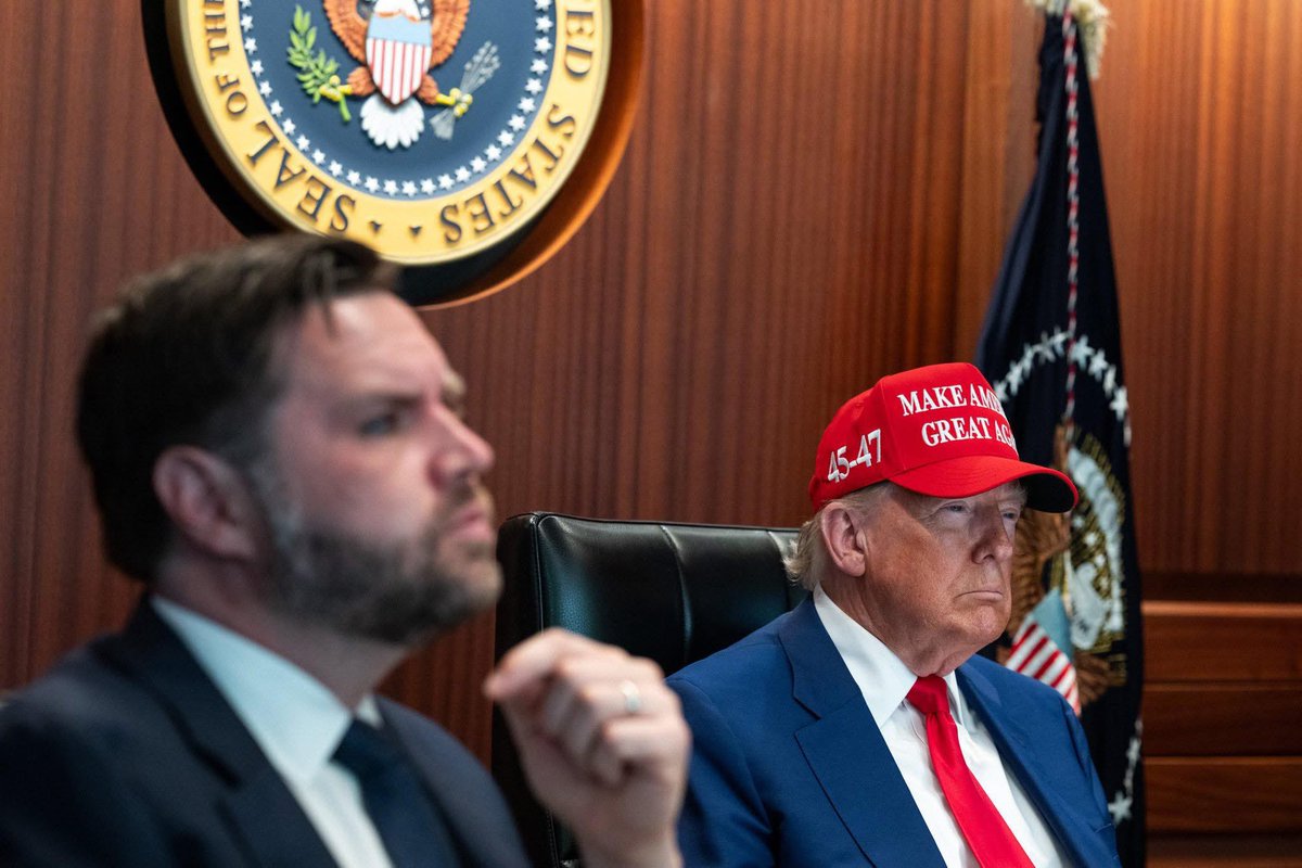 Photo of President Trump in situation room during US strike