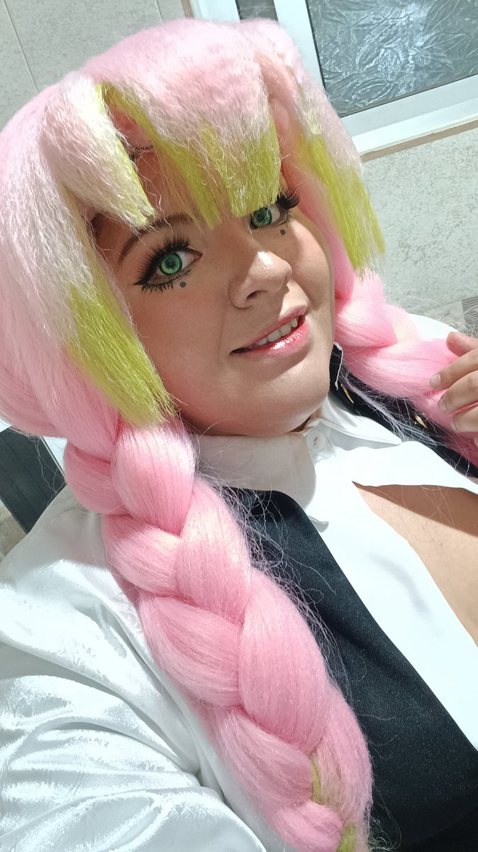 Cintymurillon's tweet photo. Se viene una sesión de fotos muy buena de mitsuri esperenla 💕🫣
#MitsuruKirijo #DemonSlayer https://t.co/IfhxBUUQFb
