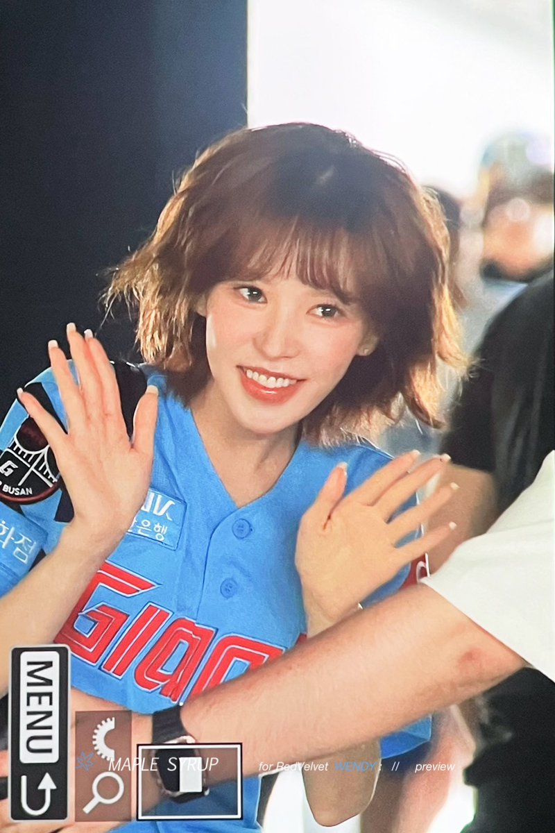 maplesyrup0221's tweet photo. 250622 출근 
우리 강아징 첫 시구 화이팅…⚾️🐶
#웬디 #Wendy https://t.co/rJWgrQUlxe