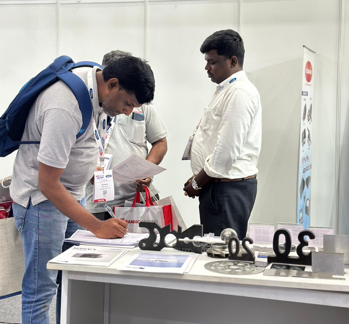 SLTLGroup's tweet image. Day 3 at ACMEE 2025 &amp;amp; the buzz is still strong! ⚡
NEO’s live marking demo is a showstopper, and our laser cutting &amp;amp; welding tech is drawing serious attention.
Only 2 days left to visit us at Booth H147, Hall H.
Don’t miss it!

#SLTLGroup #LaserTech #ACMEE2025
