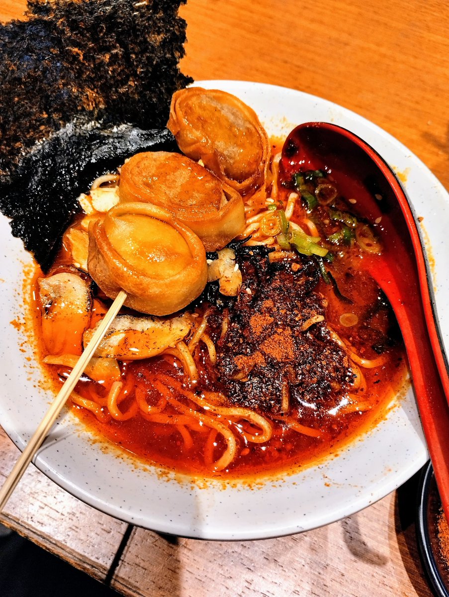 zzlvvv's tweet photo. enkkk puoll Tsuka Ramen.. https://t.co/JOcyB56VoC